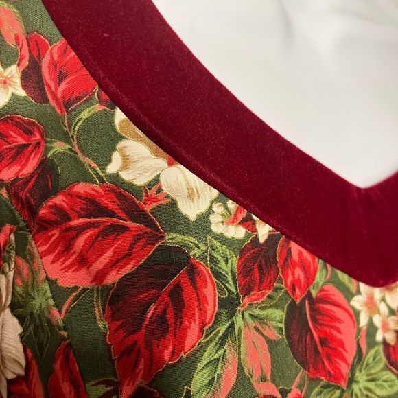 Gorgeous Floral T&L MuuMuu Factory Dress Size 7/8 - Picture 9 of 13